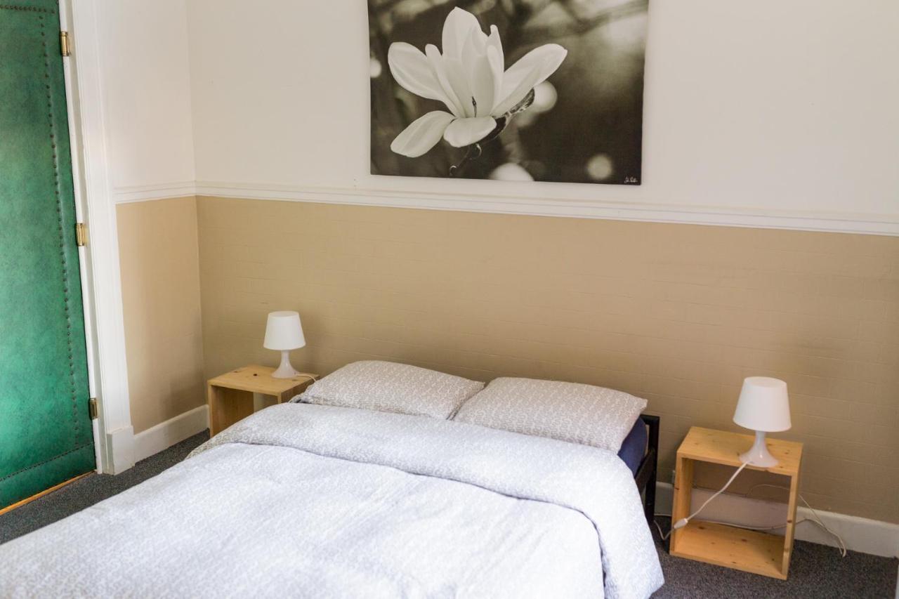 Le 9 Et Demi Bed and Breakfast Montreal Zewnętrze zdjęcie