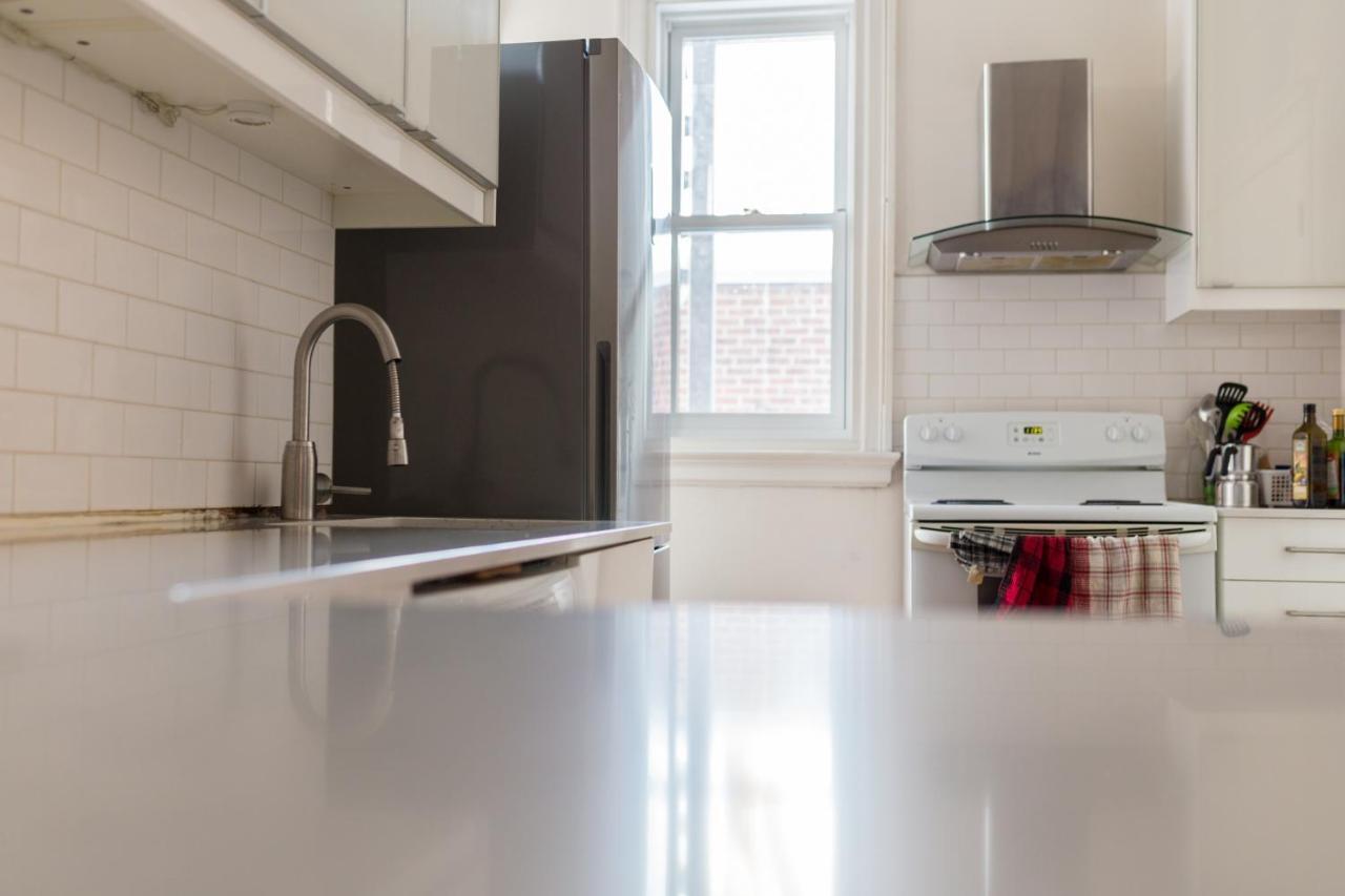 Le 9 Et Demi Bed and Breakfast Montreal Zewnętrze zdjęcie