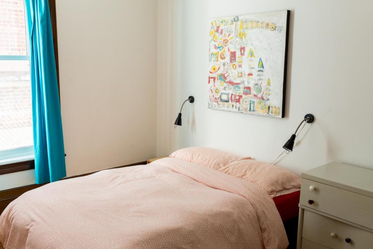 Le 9 Et Demi Bed and Breakfast Montreal Zewnętrze zdjęcie