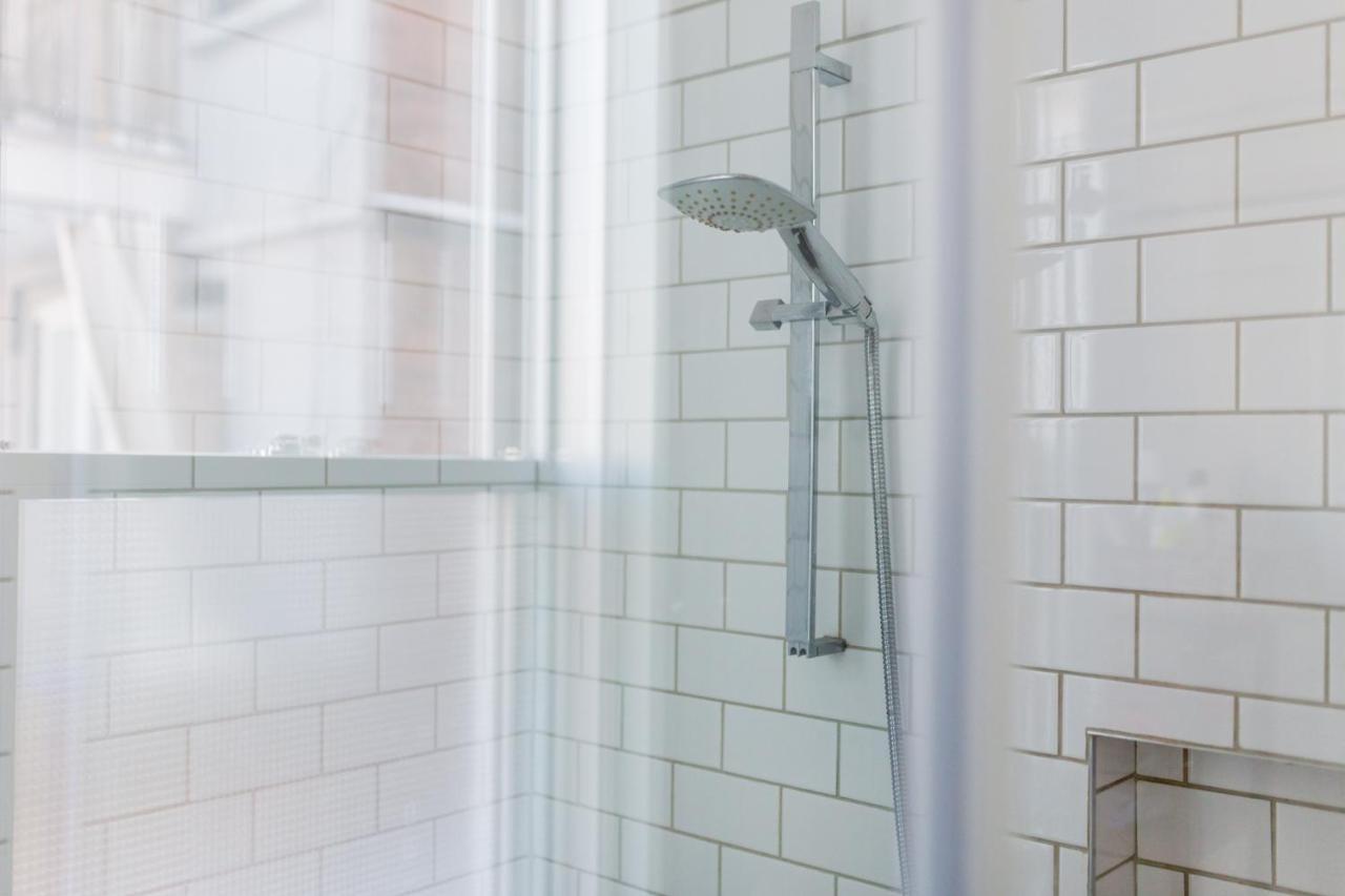 Le 9 Et Demi Bed and Breakfast Montreal Zewnętrze zdjęcie